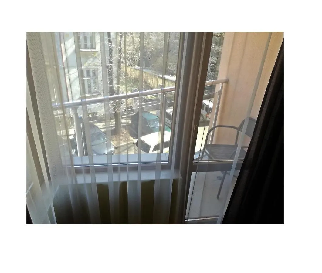 Niki Apartment 瓦爾納